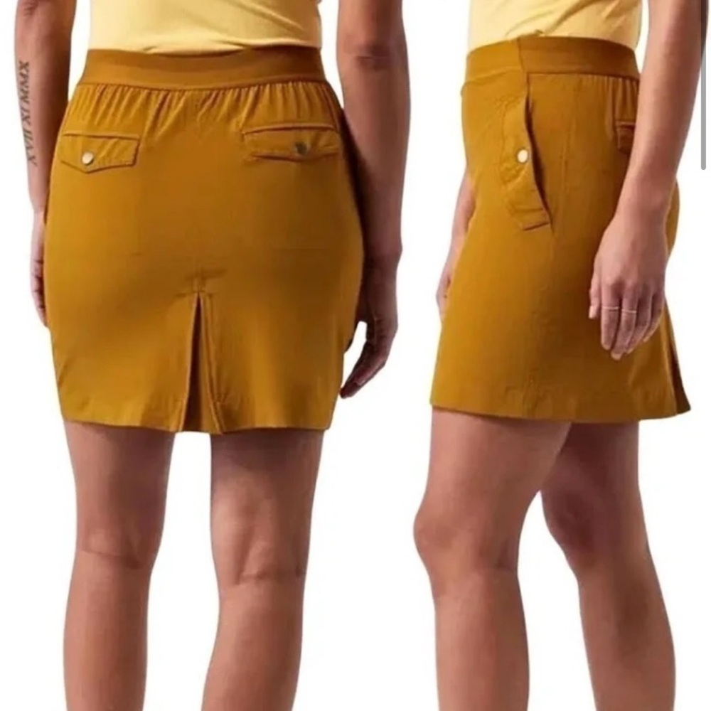 Athleta Vienna Cargo Skort in Mustard